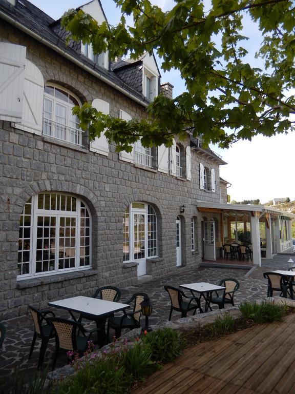 Hotel Le Relais De L'Aubrac Nasbinals Exterior foto