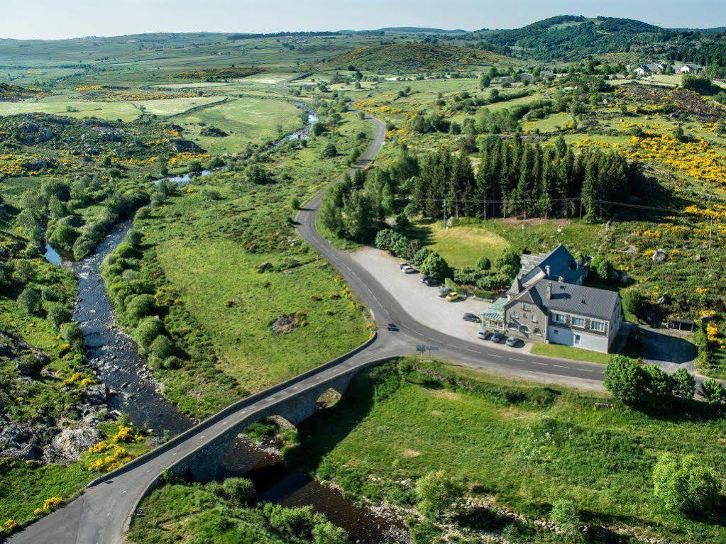 Le Relais De L'Aubrac Hotel Nasbinals Exterior foto